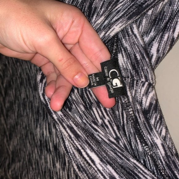 Cable and Gauge long sleeve cowlneck tunic - Picture 2 of 6